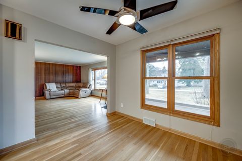 Tiny photo for 28W544 Forest View Avenue, Warrenville, IL 60555 (MLS # 12538464)