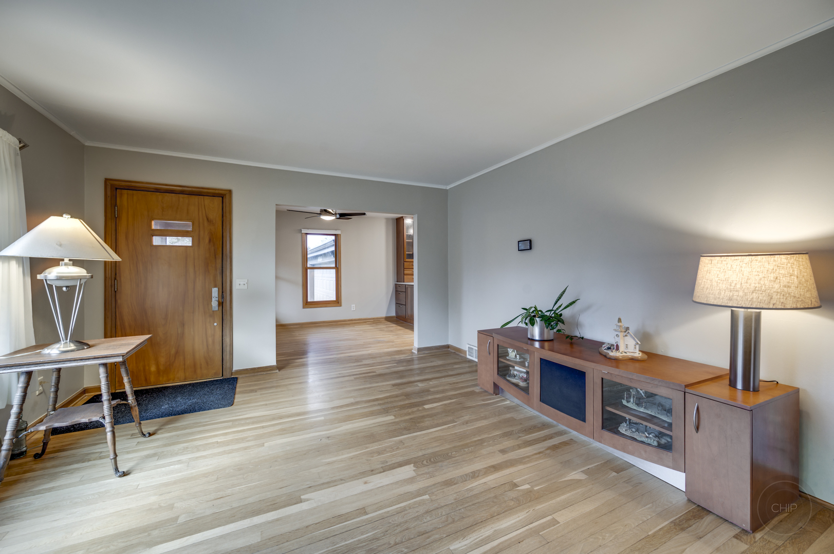 28W544 Forest View Avenue