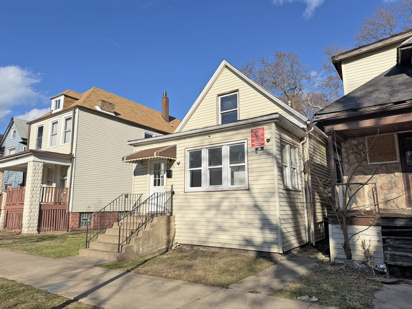 7939 S Escanaba Avenue