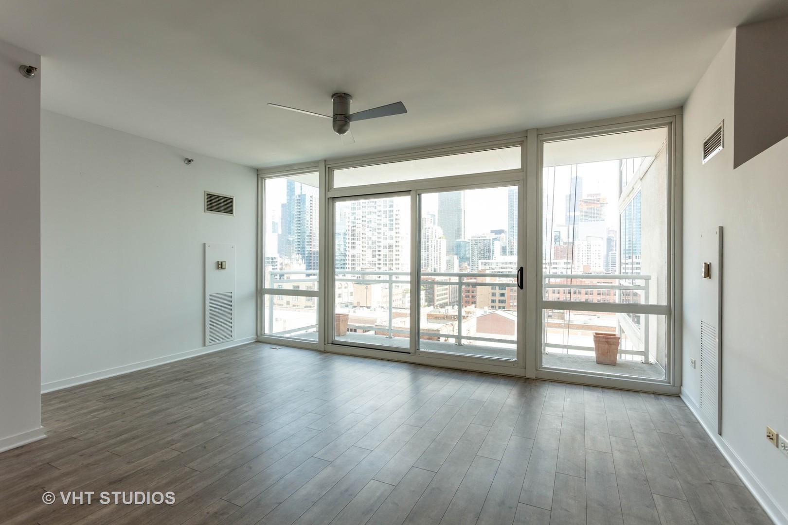 757 N Orleans Street 1202