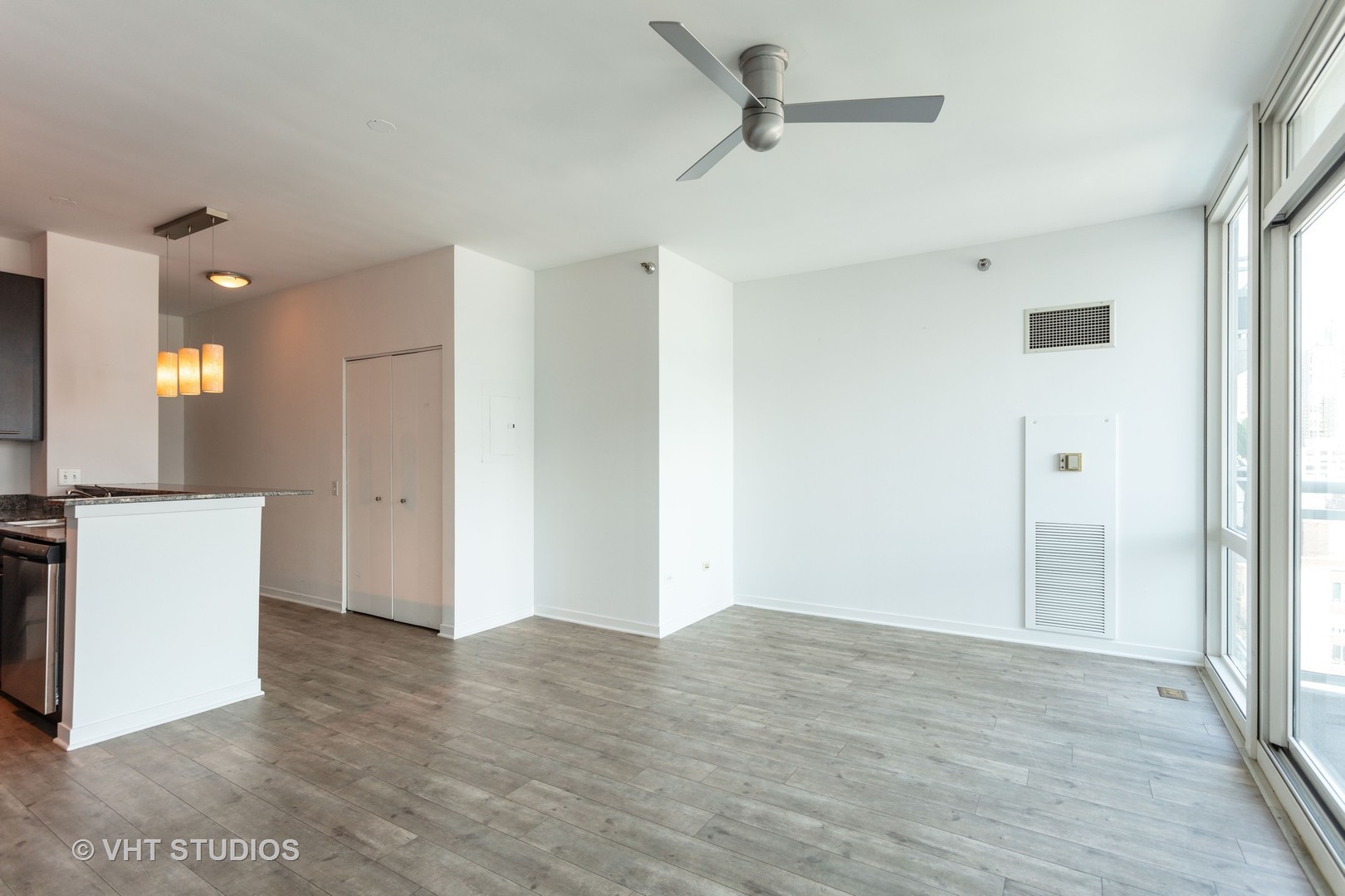 757 N Orleans Street 1202