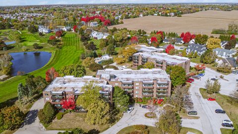 Tiny photo for 690 CHANDLER Road #302, Gurnee, IL 60031 (MLS # 12504192)