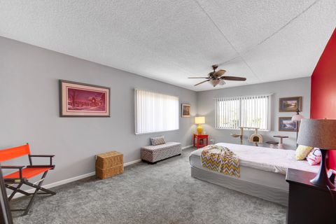 Tiny photo for 690 CHANDLER Road #302, Gurnee, IL 60031 (MLS # 12504192)