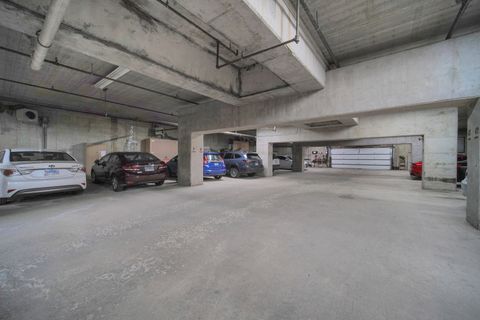 Tiny photo for 690 CHANDLER Road #302, Gurnee, IL 60031 (MLS # 12504192)