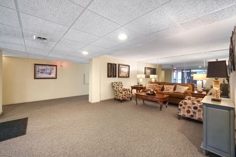 Tiny photo for 690 CHANDLER Road #302, Gurnee, IL 60031 (MLS # 12504192)