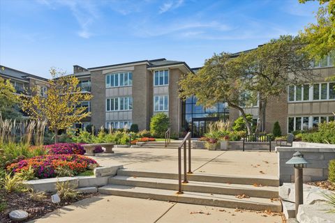 Tiny photo for 1 Oak Brook Club Drive #A312, Oak Brook, IL 60523 (MLS # 12497757)