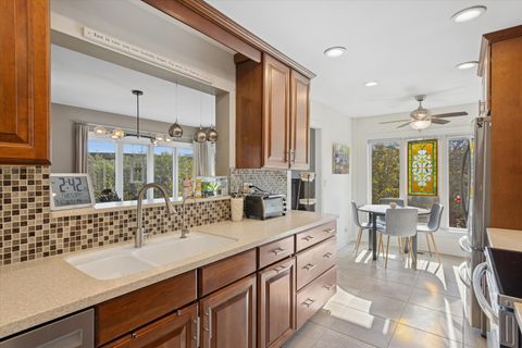 Tiny photo for 1 Oak Brook Club Drive #A312, Oak Brook, IL 60523 (MLS # 12497757)