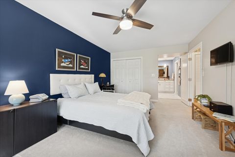 Tiny photo for 1 Oak Brook Club Drive #A312, Oak Brook, IL 60523 (MLS # 12497757)