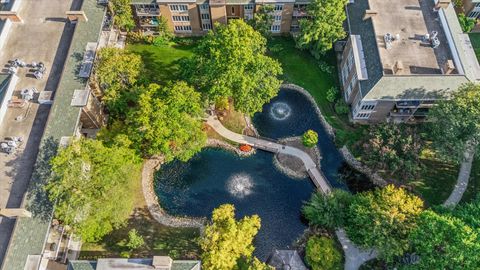 Tiny photo for 1 Oak Brook Club Drive #A312, Oak Brook, IL 60523 (MLS # 12497757)