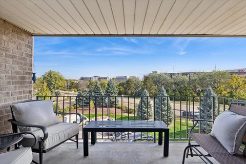 Tiny photo for 1 Oak Brook Club Drive #A312, Oak Brook, IL 60523 (MLS # 12497757)