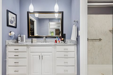 Tiny photo for 1 Oak Brook Club Drive #A312, Oak Brook, IL 60523 (MLS # 12497757)