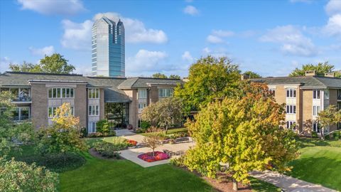 Tiny photo for 1 Oak Brook Club Drive #A312, Oak Brook, IL 60523 (MLS # 12497757)