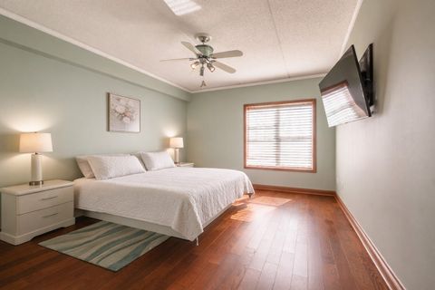 Tiny photo for 153 Pointe Drive #201, Northbrook, IL 60062 (MLS # 12594449)