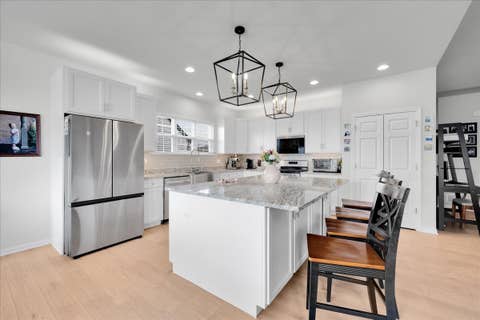 Tiny photo for 635 Maplewood Circle, Elburn, IL 60119 (MLS # 12738340)
