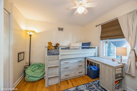 Tiny photo for 9542 Monroe Avenue, Brookfield, IL 60513 (MLS # 12515875)