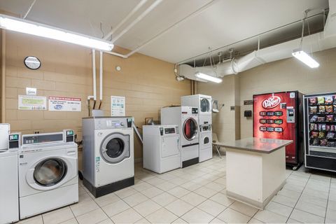 Tiny photo for 3041 S Michigan Avenue #504, Chicago, IL 60616 (MLS # 12214398)