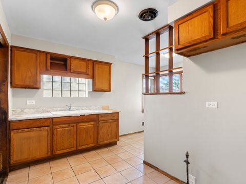 Tiny photo for 1135 Rice Avenue, Bellwood, IL 60104 (MLS # 12423980)