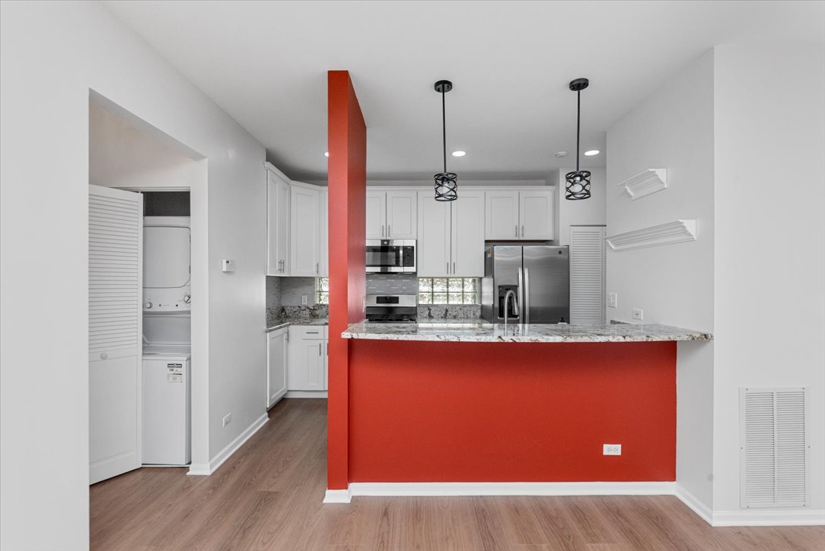 301 W GOETHE Street 203
