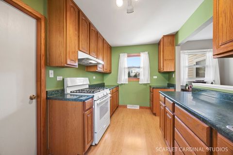 Tiny photo for 231 Hedgerow Drive, Bloomingdale, IL 60108 (MLS # 12574280)