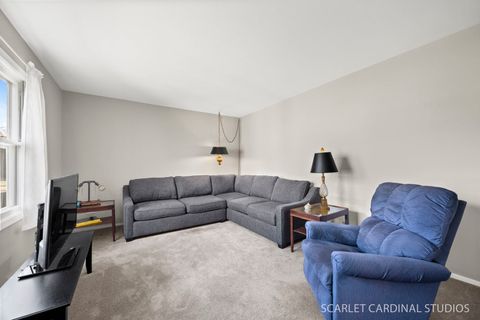 Tiny photo for 231 Hedgerow Drive, Bloomingdale, IL 60108 (MLS # 12574280)