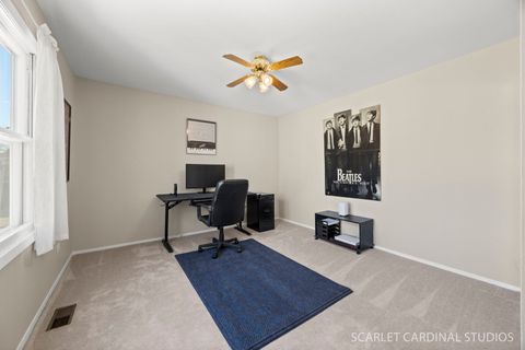 Tiny photo for 231 Hedgerow Drive, Bloomingdale, IL 60108 (MLS # 12574280)