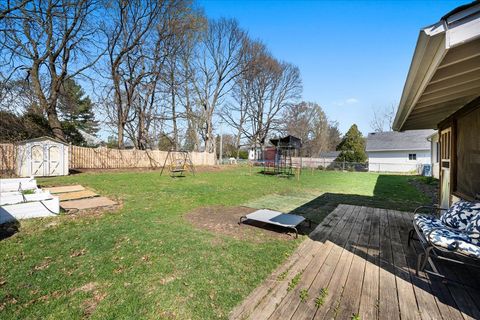 Tiny photo for 612 Illinois Street, Geneva, IL 60134 (MLS # 12612740)
