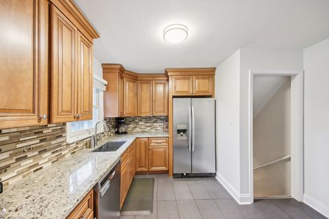 Tiny photo for 715 E Main Street, Barrington, IL 60010 (MLS # 12633675)