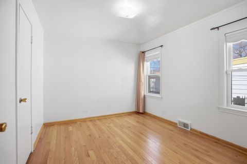 Tiny photo for 10424 S Forest Avenue, Chicago, IL 60628 (MLS # 12595163)