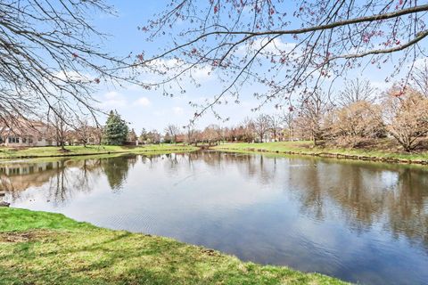 Tiny photo for 2598 Chasewood Court, Aurora, IL 60502 (MLS # 12623893)