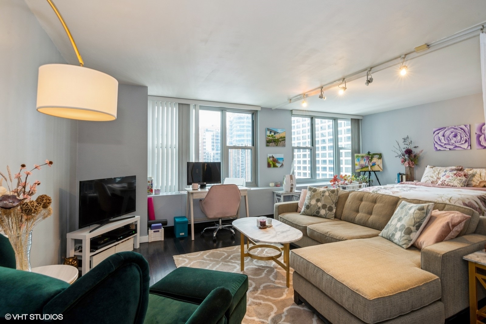 400 E Randolph Street 3502