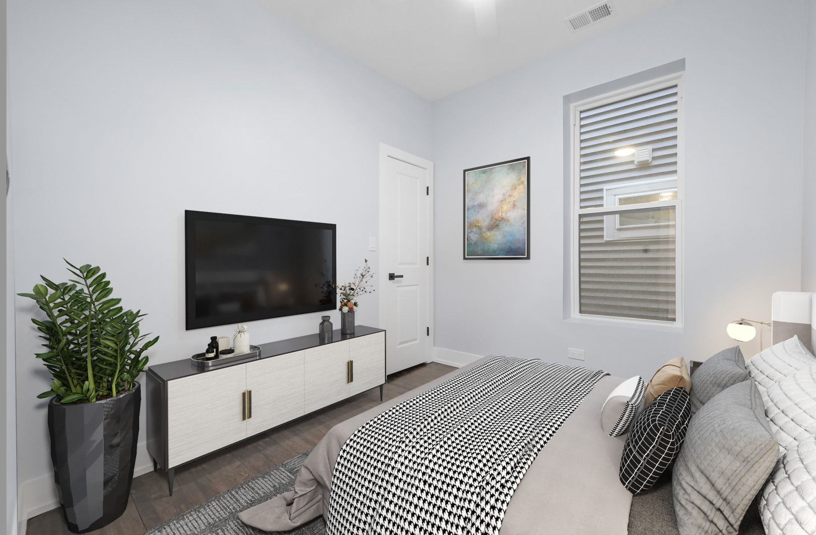 1916 N Ridgeway Avenue