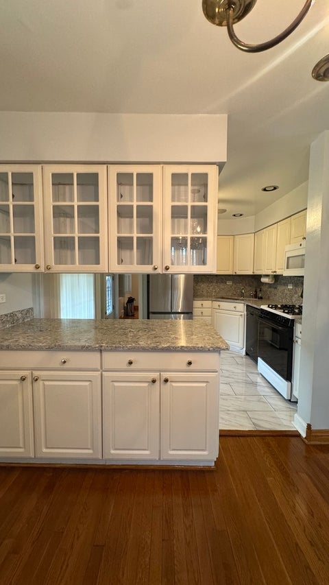 Tiny photo for 1934 Norfolk Avenue, Westchester, IL 60154 (MLS # 12761505)