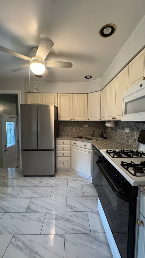 Tiny photo for 1934 Norfolk Avenue, Westchester, IL 60154 (MLS # 12761505)