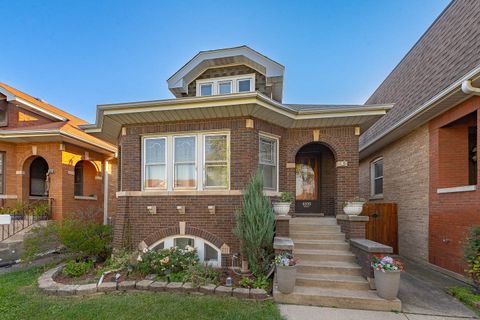 Photo of 4109 N Ottawa Avenue, Norridge, IL 60706 (MLS # 12484674)