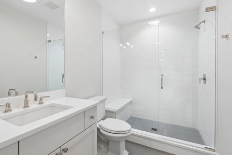 Tiny photo for 28 Aberdeen Court, Bannockburn, IL 60015 (MLS # 12659675)