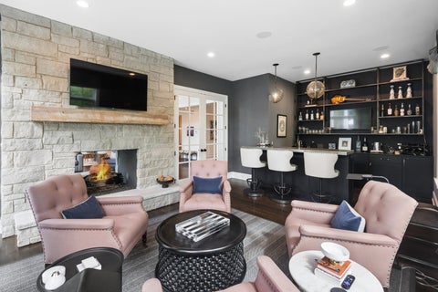 Tiny photo for 28 Aberdeen Court, Bannockburn, IL 60015 (MLS # 12659675)