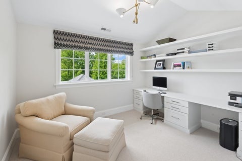 Tiny photo for 28 Aberdeen Court, Bannockburn, IL 60015 (MLS # 12659675)
