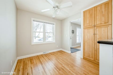 Tiny photo for 881 Manchester Course, Geneva, IL 60134 (MLS # 12637607)