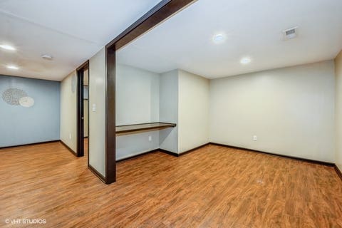 Tiny photo for 881 Manchester Course, Geneva, IL 60134 (MLS # 12637607)