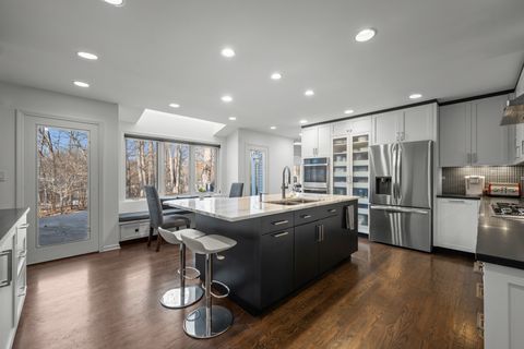 Tiny photo for 722 Forest Hill Road, Lake Forest, IL 60045 (MLS # 12569869)