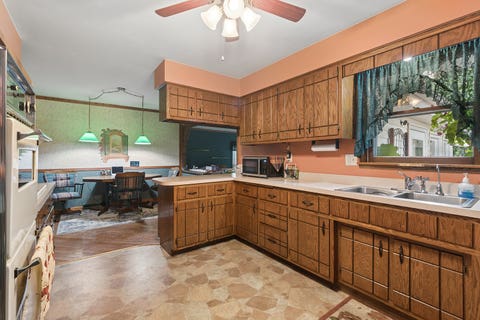 Tiny photo for 520 E Joliet Highway, New Lenox, IL 60451 (MLS # 12669303)