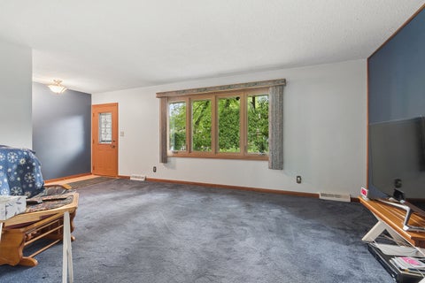 Tiny photo for 520 E Joliet Highway, New Lenox, IL 60451 (MLS # 12669303)