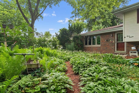 Tiny photo for 520 E Joliet Highway, New Lenox, IL 60451 (MLS # 12669303)