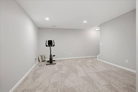 Tiny photo for 24 Winding Way, Bloomington, IL 61705 (MLS # 12703574)