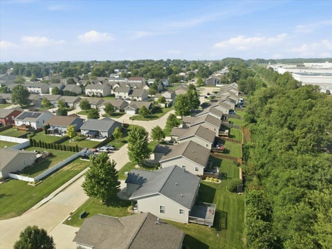 Tiny photo for 24 Winding Way, Bloomington, IL 61705 (MLS # 12703574)