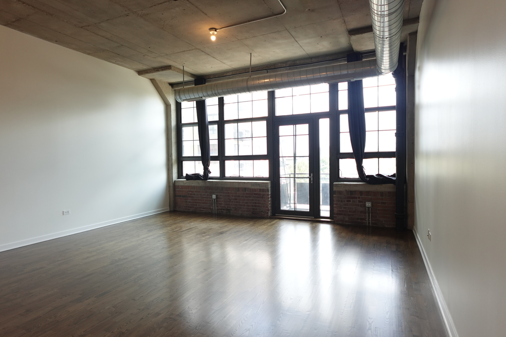 3963 W Belmont Avenue 219
