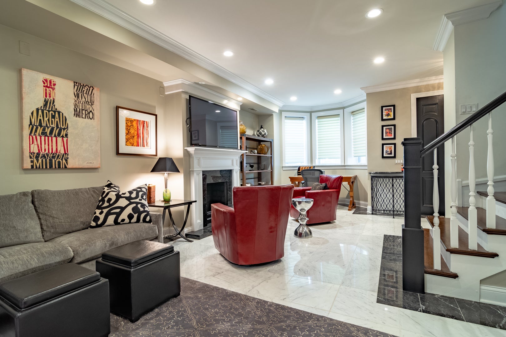 111 W ELM Street