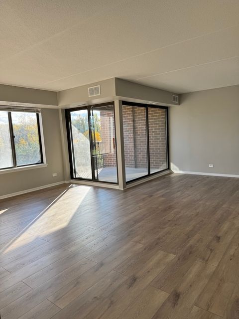 Tiny photo for 500 Park Avenue #433, Calumet City, IL 60409 (MLS # 12501342)