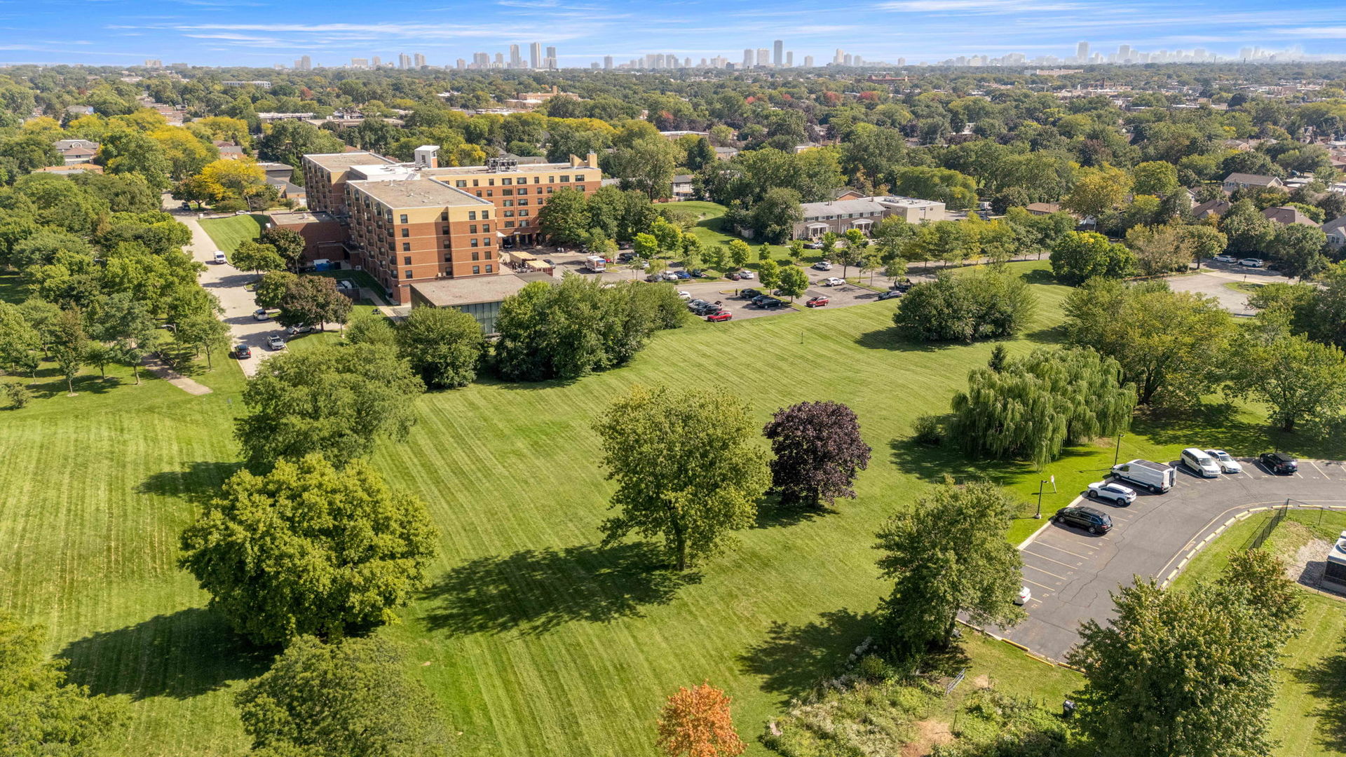 6833 N Kedzie Avenue A1511