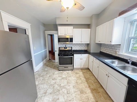 Tiny photo for 252 W 29th Street, Davenport, IA 52803 (MLS # 12768735)